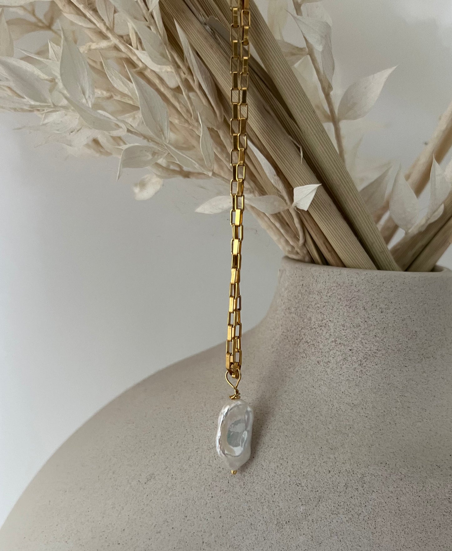 VINTAGE PEARL necklace